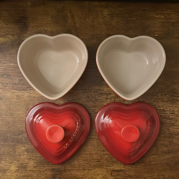 Le Creuset Heart Ramekin with Lid - Set of 2 - Picture 4 of 11